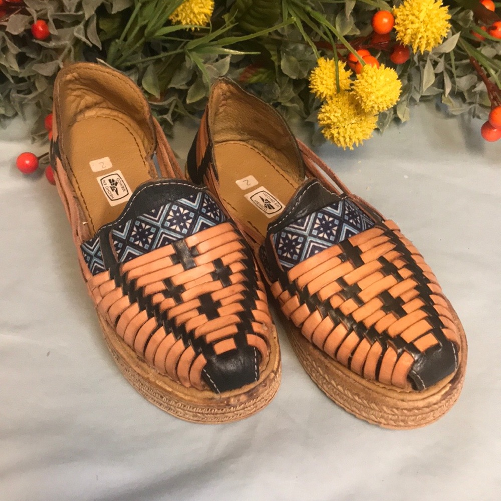 Woven Leather Kids Shoes - Black and Tan
